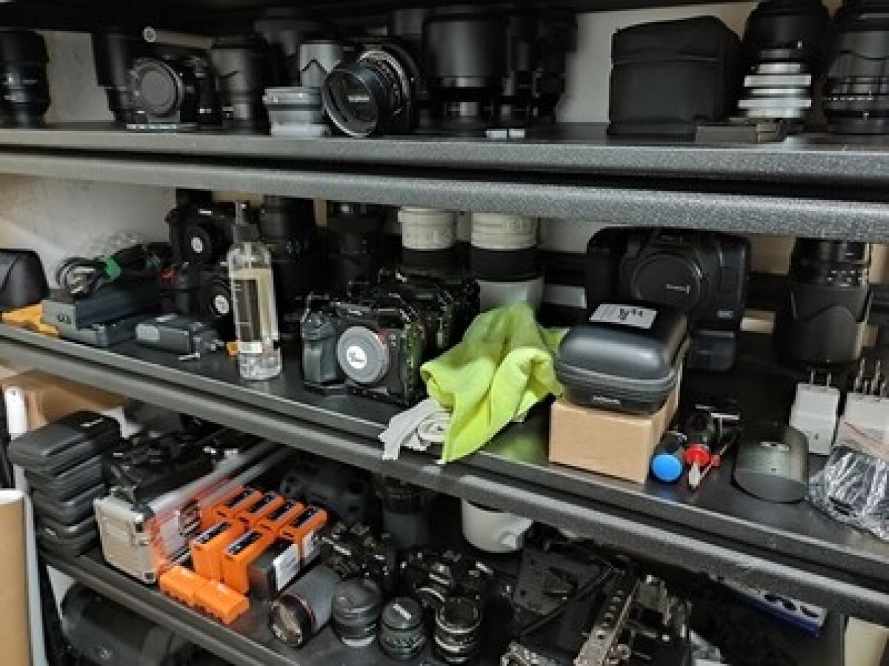 Πού να πουλήσω τη μεταχειρισμένη φωτογραφική μου μηχανή – Οδηγός 2025 | Photoxchange.gr