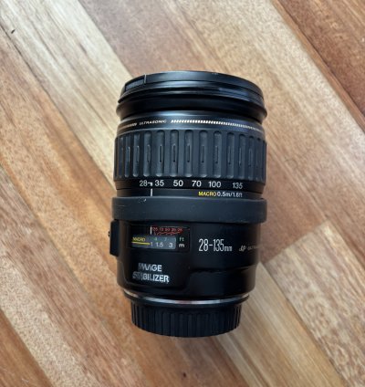 Canon EF 28 - 135mm 3.5-5.6 Ultrasonic IS  μεταχειρισμένος φακός