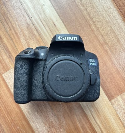Canon EOS750D μεταχειρισμένη φωτογραφική αχρησιμοποίητη