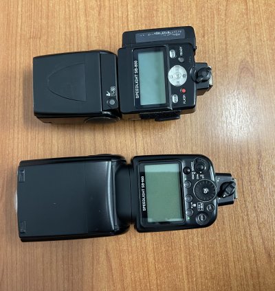 Πωλούνται flash Nikon για ανταλλακτικά