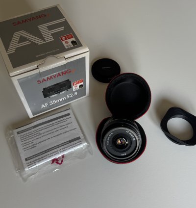 Samyang AF 35mm F2.8 for Sony FE Full Frame like new